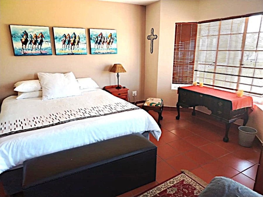 6 Bedroom Property for Sale in Vaal Dam Free State